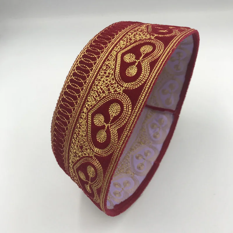 Muslim-Prayer-Hats-Cotton-Embroidery-Red-Hat-Turban-Indian-For-Men-Saudi-Arabia-Clothing-Kufi-Cap-3